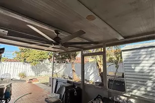 18237 NW 61st Pl, Hialeah, FL 33015 - Photo 16