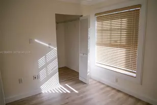 15251 Wilshire Way, Pembroke Pines, FL 33027 - Photo 20