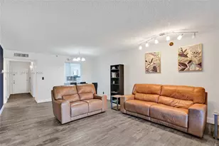 4570 NW 18th Ave, Deerfield Beach, FL 33064 - Photo 16