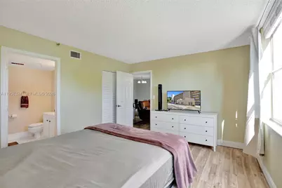 4570 NW 18th Avenue #202, Deerfield Beach, FL 33064 - Photo 24