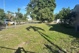 21422 NW 40th Cir Ct, Miami Gardens, FL 33055 - Photo 4