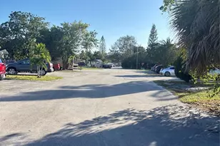 21422 NW 40th Cir Ct, Miami Gardens, FL 33055 - Photo 16