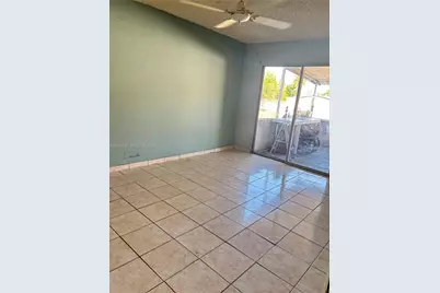 21422 NW 40th Cir Ct, Miami Gardens, FL 33055 - Photo 10