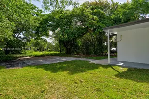 2736 NW 21st Ave, Oakland Park, FL 33311 - Photo 40