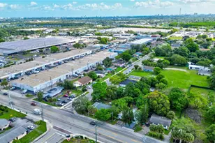 2736 NW 21st Ave, Oakland Park, FL 33311 - Photo 52
