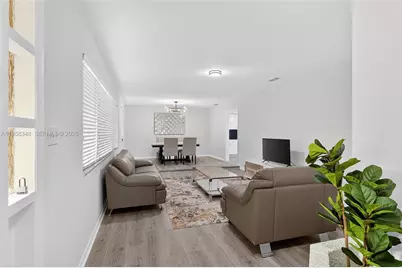 7081 NW 8th Ct, Plantation, FL 33317 - Photo 8