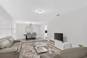 7081 NW 8th Ct, Plantation, FL 33317 - Photo 8