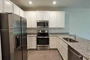 10824 SW 232nd Terrace, Homestead, FL 33032 - Photo 8