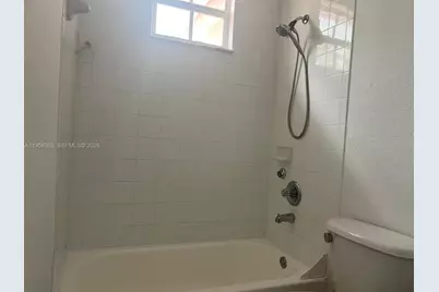 10738 NW 80th Ln, Doral, FL 33178 - Photo 4