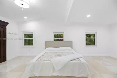 12300 Old Cutler Rd #1, Pinecrest, FL 33156 - Photo 14