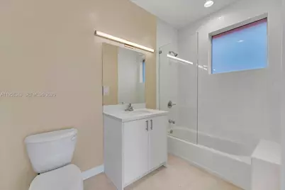 123 NW 14th St #301, Miami, FL 33136 - Photo 34