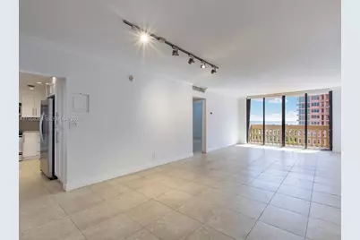 90 Edgewater Dr #1206, Coral Gables, FL 33133 - Photo 2