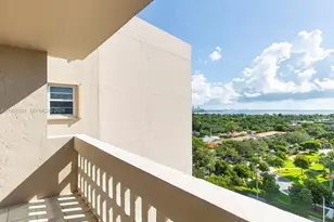 90 Edgewater Dr, Coral Gables, FL 33133 - Photo 4