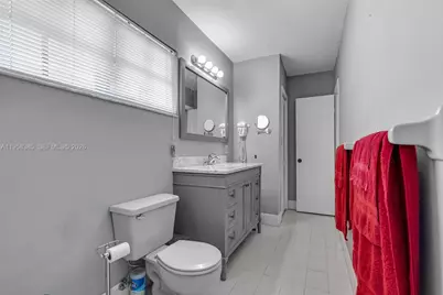 249 Carlisle Dr, Miami Springs, FL 33166 - Photo 30