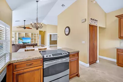 10230 Grove Ln, Cooper City, FL 33328 - Photo 14