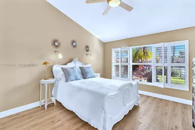 10230 Grove Ln, Cooper City, FL 33328 - Photo 20