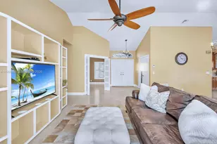 10230 Grove Ln, Cooper City, FL 33328 - Photo 8