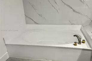 7050 NW 44th St, Lauderhill, FL 33319 - Photo 20