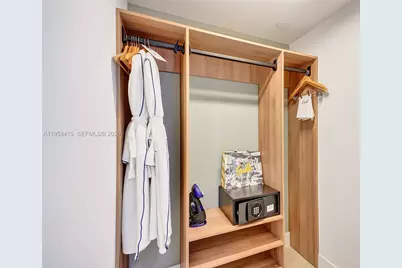 159 NE 6th St #3405, Miami, FL 33132 - Photo 20