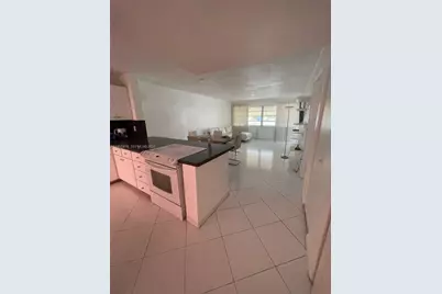 215 SE 3rd Ave #103C, Hallandale Beach, FL 33009 - Photo 10
