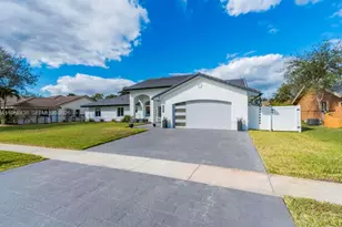 19411 NW 2nd St, Pembroke Pines, FL 33029 - Photo 38