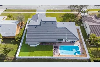 19411 NW 2nd St, Pembroke Pines, FL 33029 - Photo 34