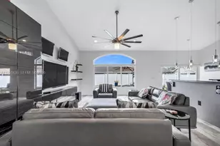 19411 NW 2nd St, Pembroke Pines, FL 33029 - Photo 6