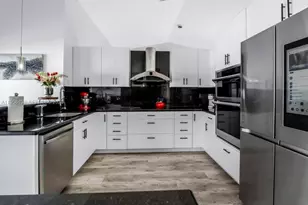 19411 NW 2nd St, Pembroke Pines, FL 33029 - Photo 8