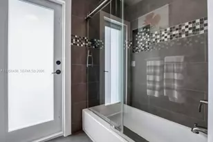 19411 NW 2nd St, Pembroke Pines, FL 33029 - Photo 18