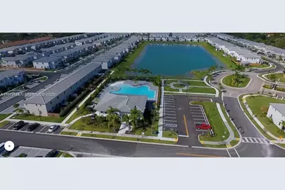 1070 SE 26th Ter, Homestead, FL 33035 - Photo 14