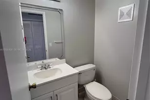 293 Dorset G, Boca Raton, FL 33434 - Photo 8