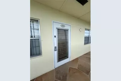 293 Dorset #G, Boca Raton, FL 33434 - Photo 2