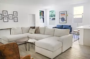 160 NE 57th, Miami, FL 33137 - Photo 2