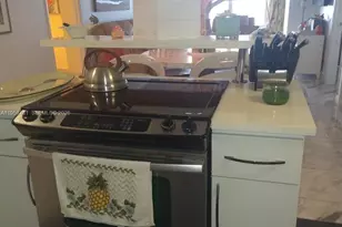 9341 Collins Ave, Surfside, FL 33154 - Photo 8