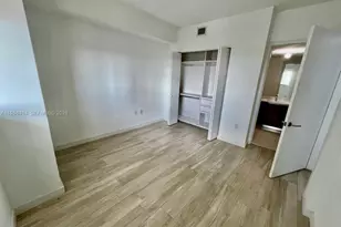 460 NE 28th St, Miami, FL 33137 - Photo 20