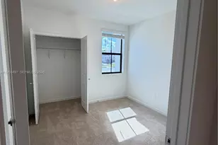 323 NE 16th St, Florida City, FL 33034 - Photo 6