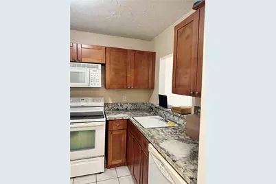 1830 Dixieanna St #404, Hollywood, FL 33020 - Photo 6