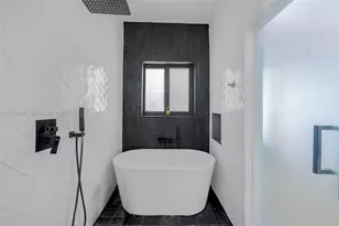 5981 NE 6th Ave, Miami, FL 33137 - Photo 18