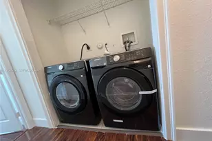 8001 W 36th Ave, Hialeah, FL 33018 - Photo 12