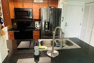 2000 N Bayshore Dr, Miami, FL 33137 - Photo 8