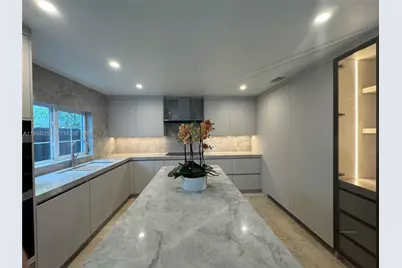 3185 Washington St, Miami, FL 33133 - Photo 4