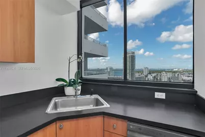 1330 West Ave #2409, Miami Beach, FL 33139 - Photo 6