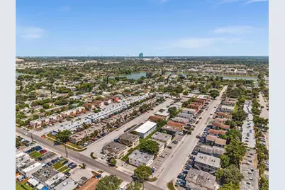 3660 SW 60th Ave #2, Davie, FL 33314 - Photo 32