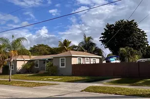 1825 N 24th Ave, Hollywood, FL 33020 - Photo 2
