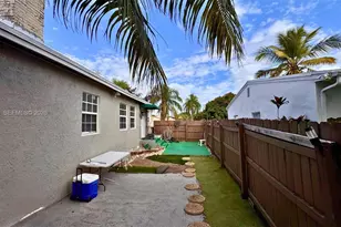 1825 N 24th Ave, Hollywood, FL 33020 - Photo 14
