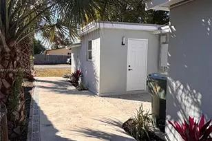 5660 NE 5th Ave, Oakland Park, FL 33334 - Photo 36
