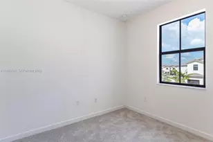 23521 SW 129th Ave, Homestead, FL 33032 - Photo 12