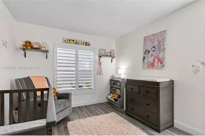 8864 NW 189th Ter, Hialeah, FL 33018 - Photo 12