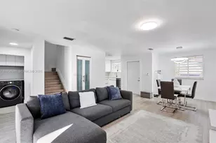 342 NW 114th Ave, Sweetwater, FL 33172 - Photo 6