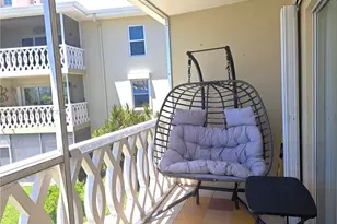 450 Golden Isles Dr, Hallandale Beach, FL 33009 - Photo 26